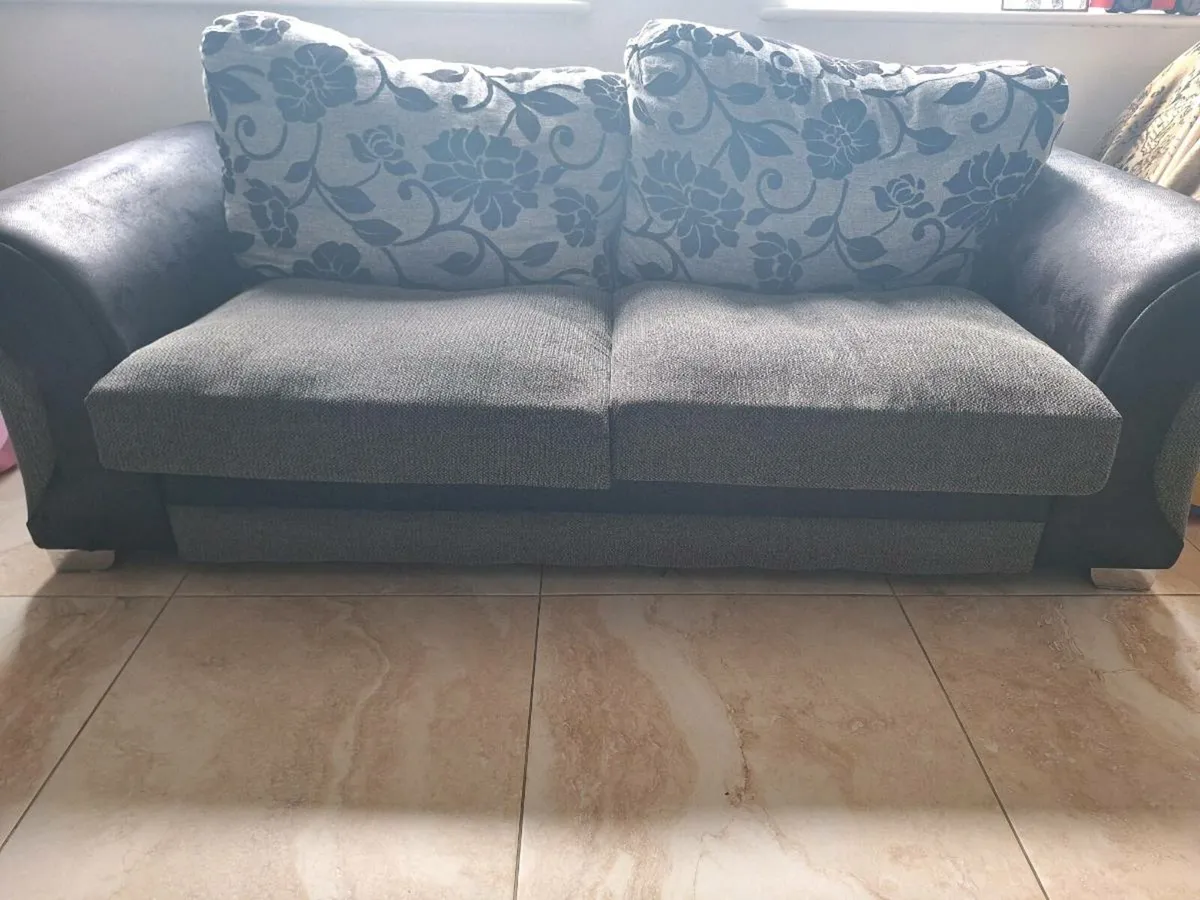 Sofa - Image 2