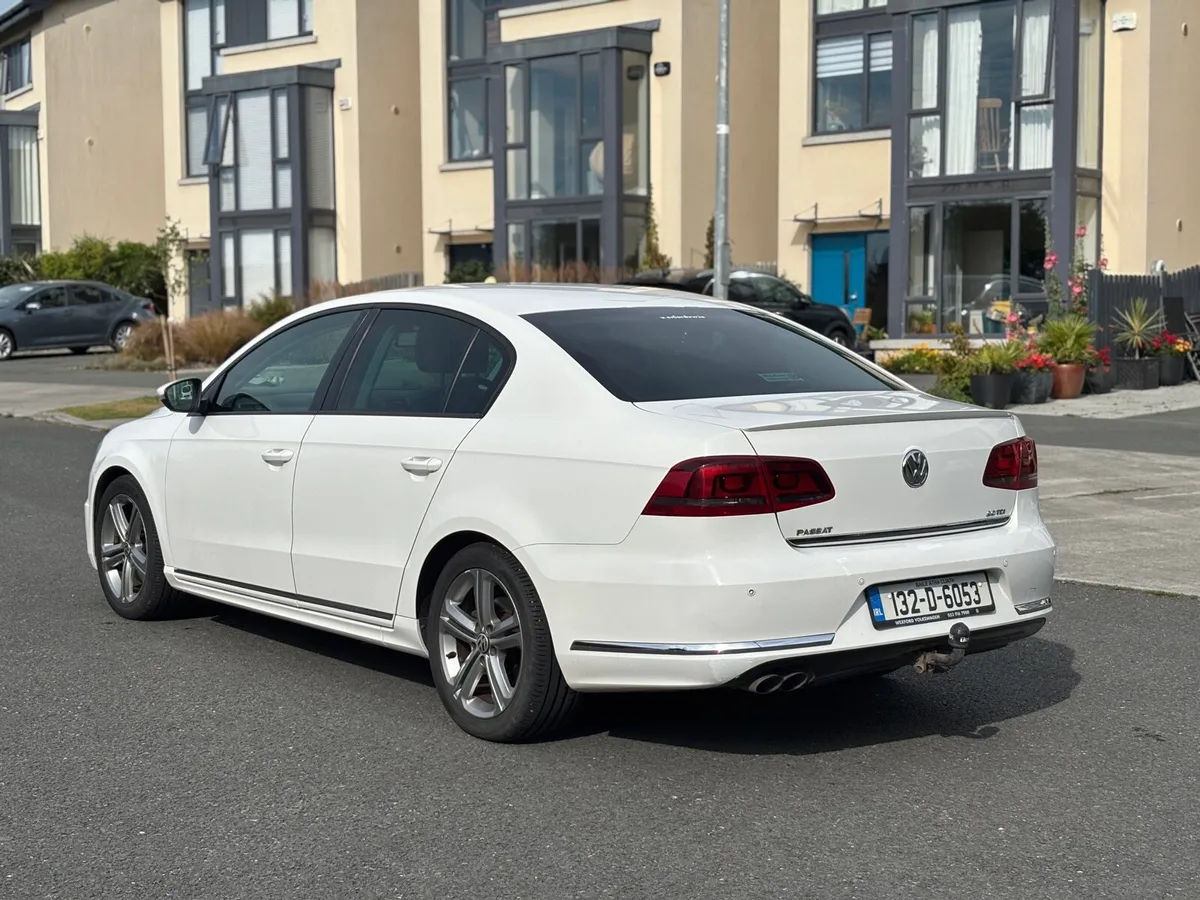 Vw Passat Genuine R-Line - Image 4