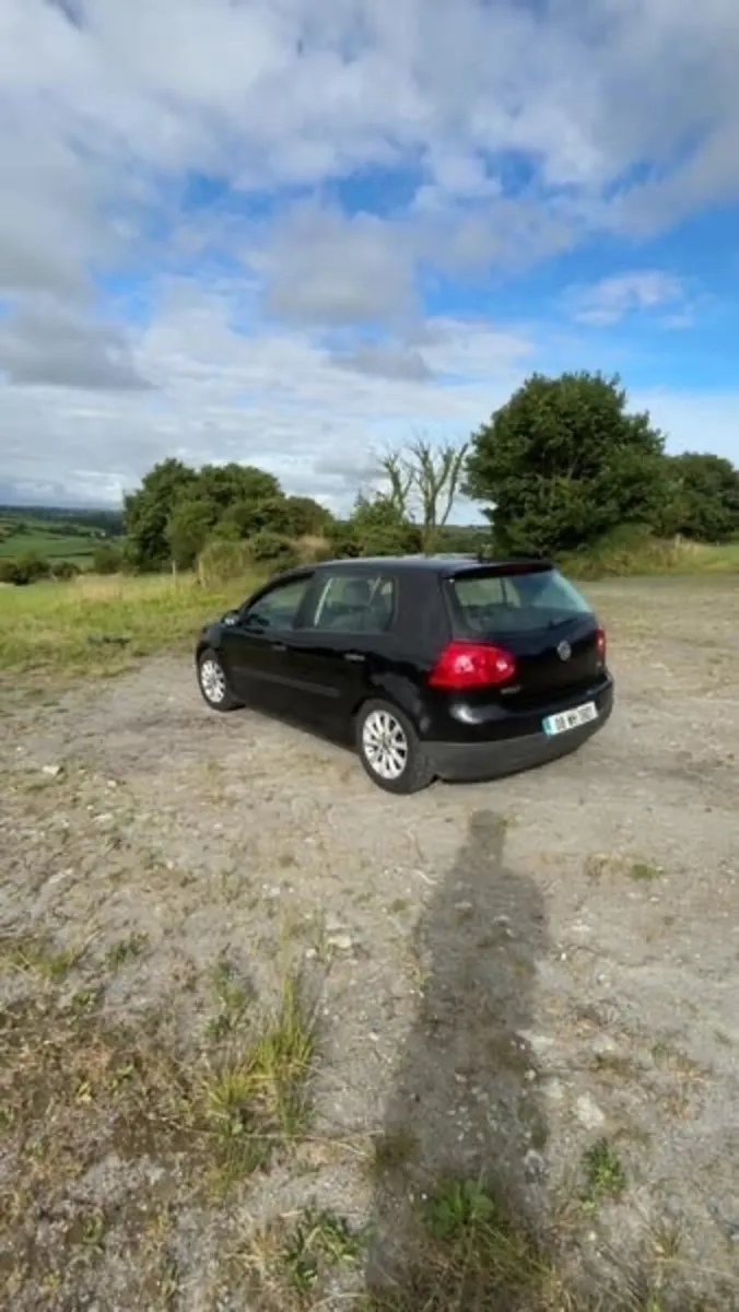 Volkswagen Golf 2008 - Image 2