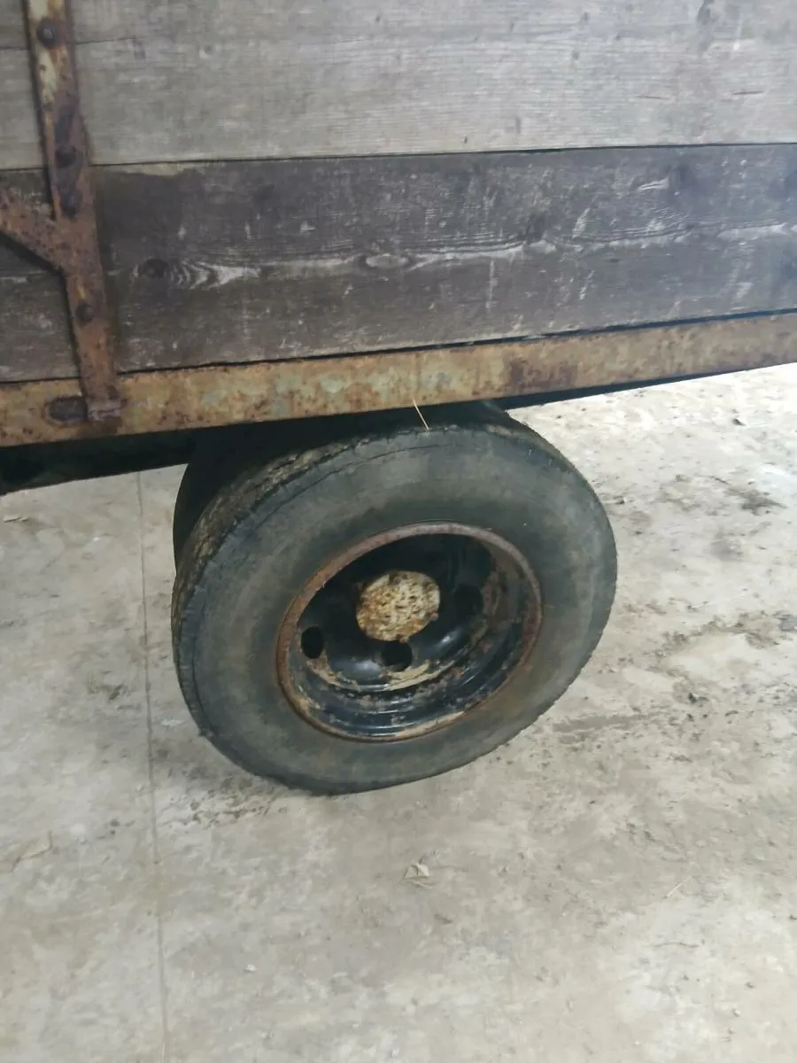 Tipper trailer.....ideal turf or timber.... - Image 4