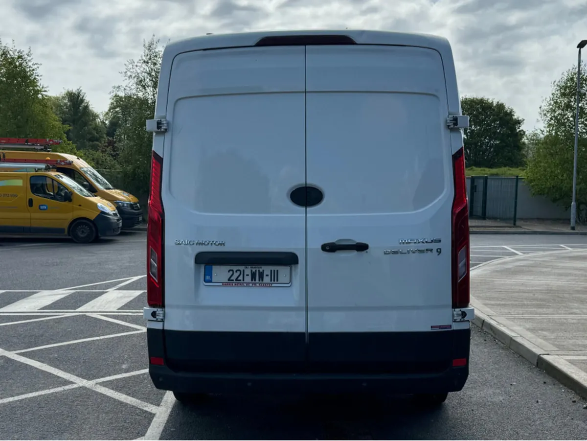 Maxus DELIVER 9 PV LH | FWD BASE 4DR - Image 4