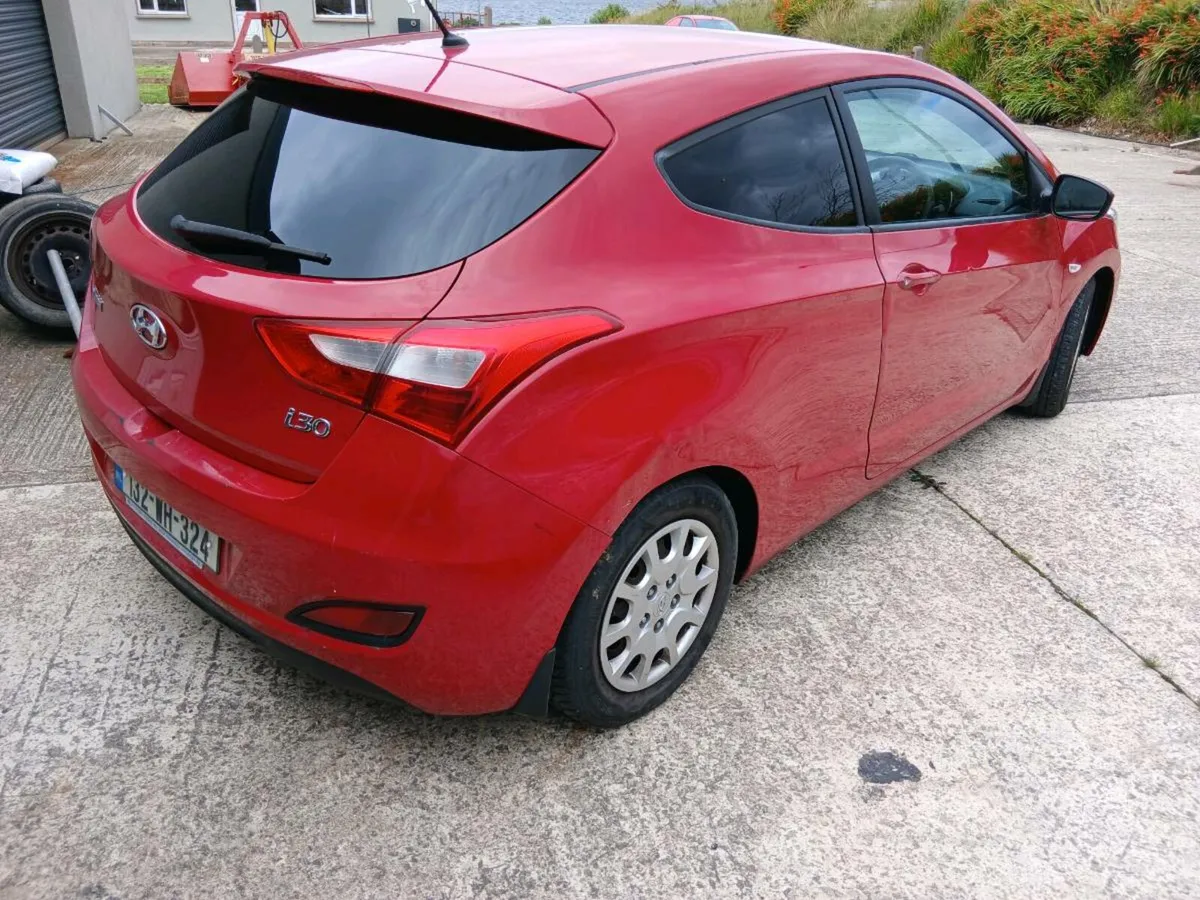 132 hyundai i30 - Image 2