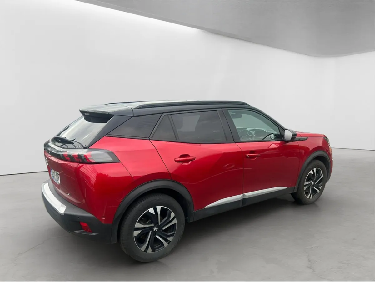 Peugeot 2008 GT PREMIUM EV AUTO *** REVERSE CAMERA - Image 2