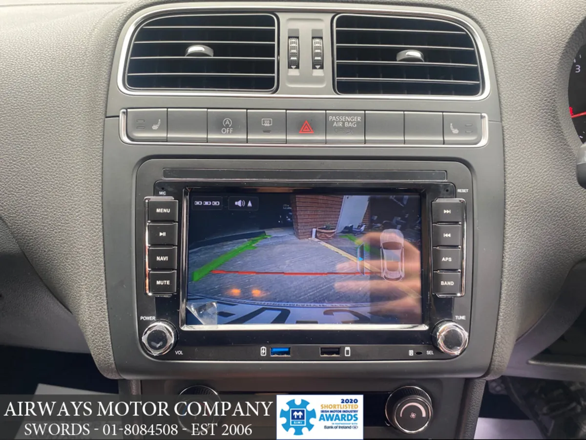 Volkswagen Polo COMFORT LINE * 1.2 * AUTOMATIC * S - Image 3