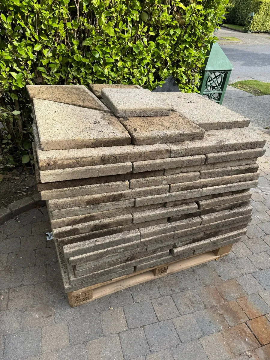 FREE - Paving stones 22-24sqm - Image 4