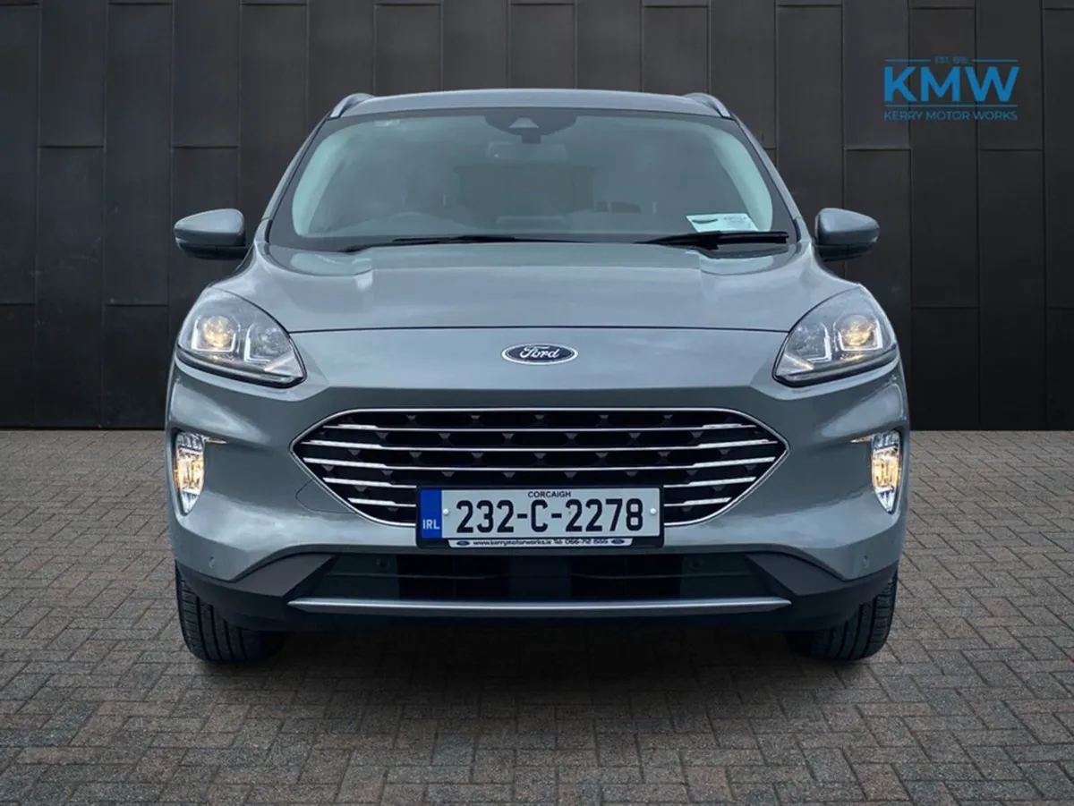 Ford Kuga Titanium 5DR 2.5 Phev 225 S6 S6.2 CT - Image 3