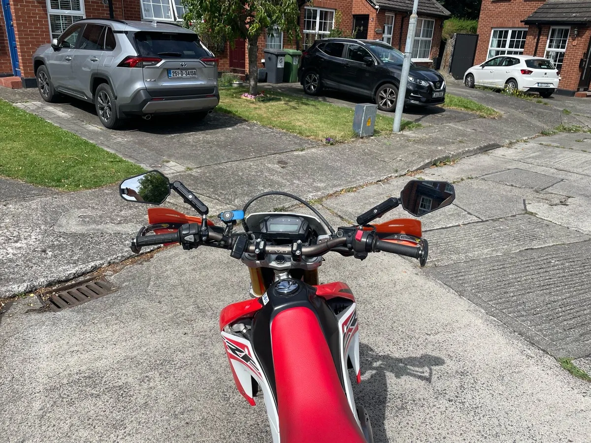 Motorcycle - Image 3