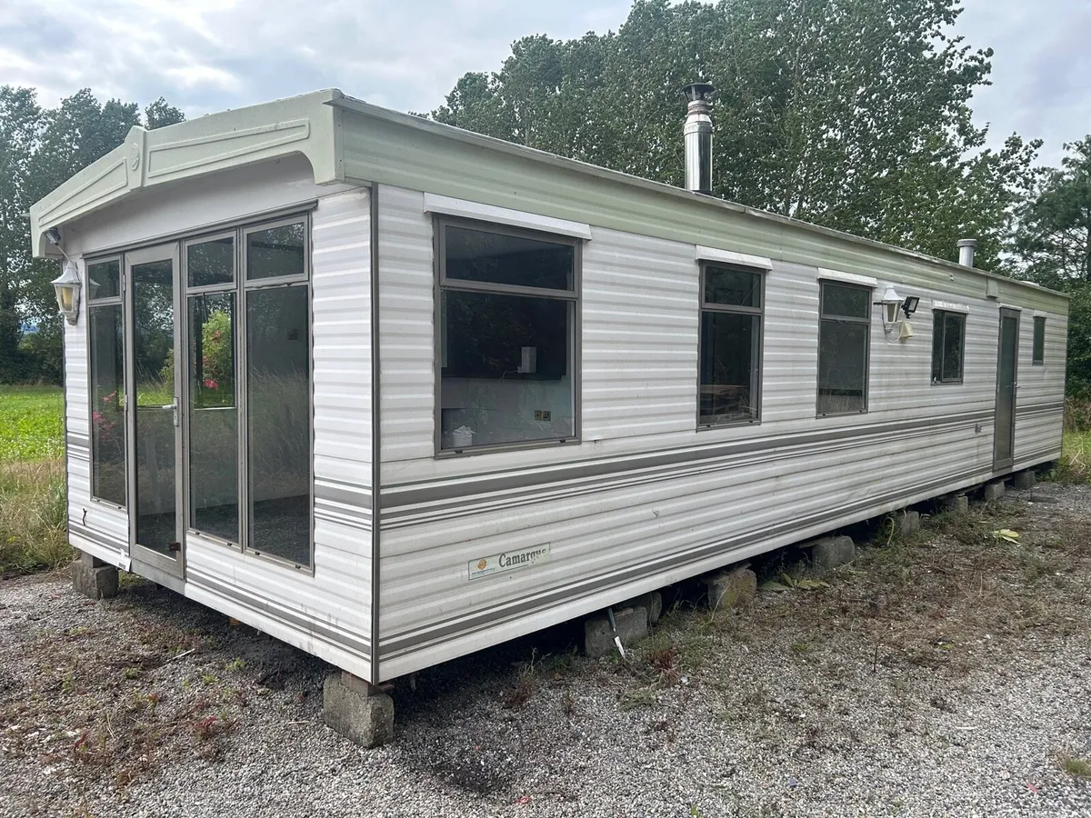 Mobile home - Image 1