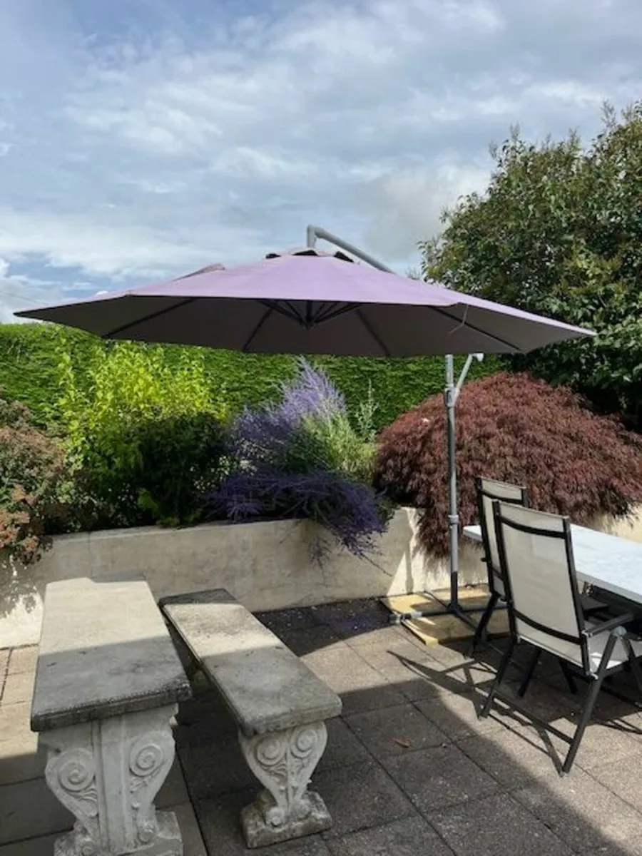 Garden Parasol for sale - Image 3