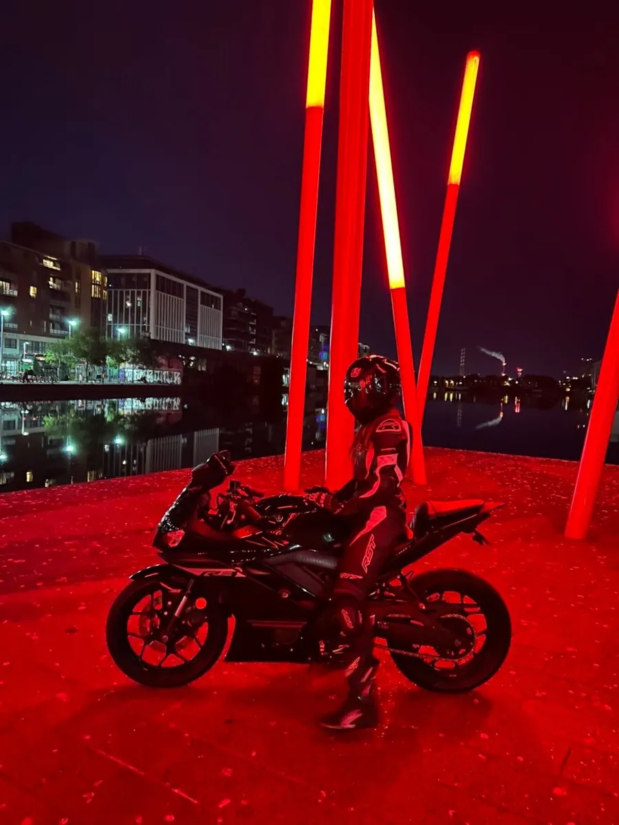 YAMAHA R3 2024 - Image 4