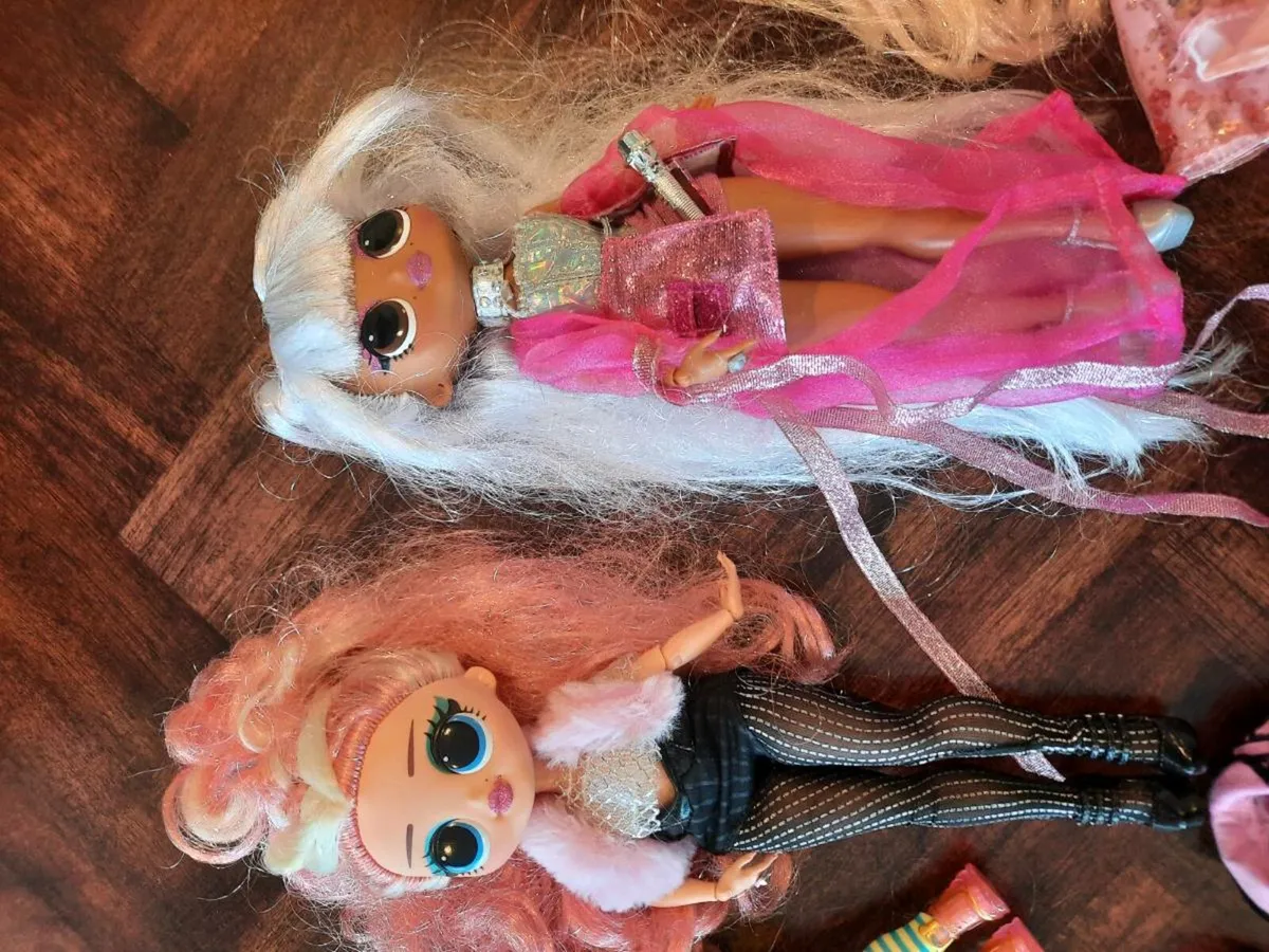 Set of L.O.L and Rainbow High Dolls - Image 3