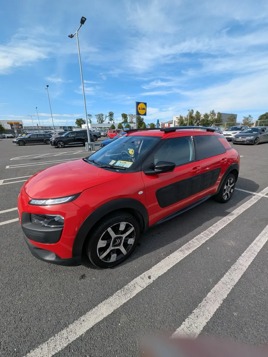 2017 Citroen C4 Cactus DIESEL LOW MILEAGE LOW NCT - Image 3