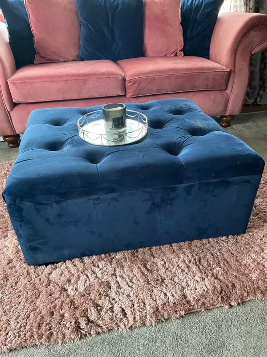 Stylish & comfortable 3 seater & 2 seater, plus deep button stool in navy velvet. - Image 3