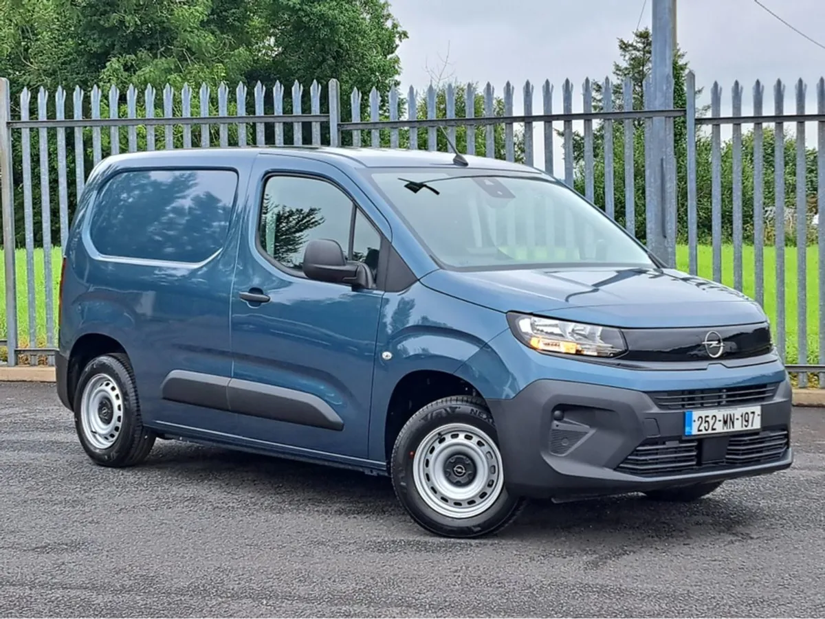 Opel Combo Komfort 1.5td 100BHP L1h1 - Image 2
