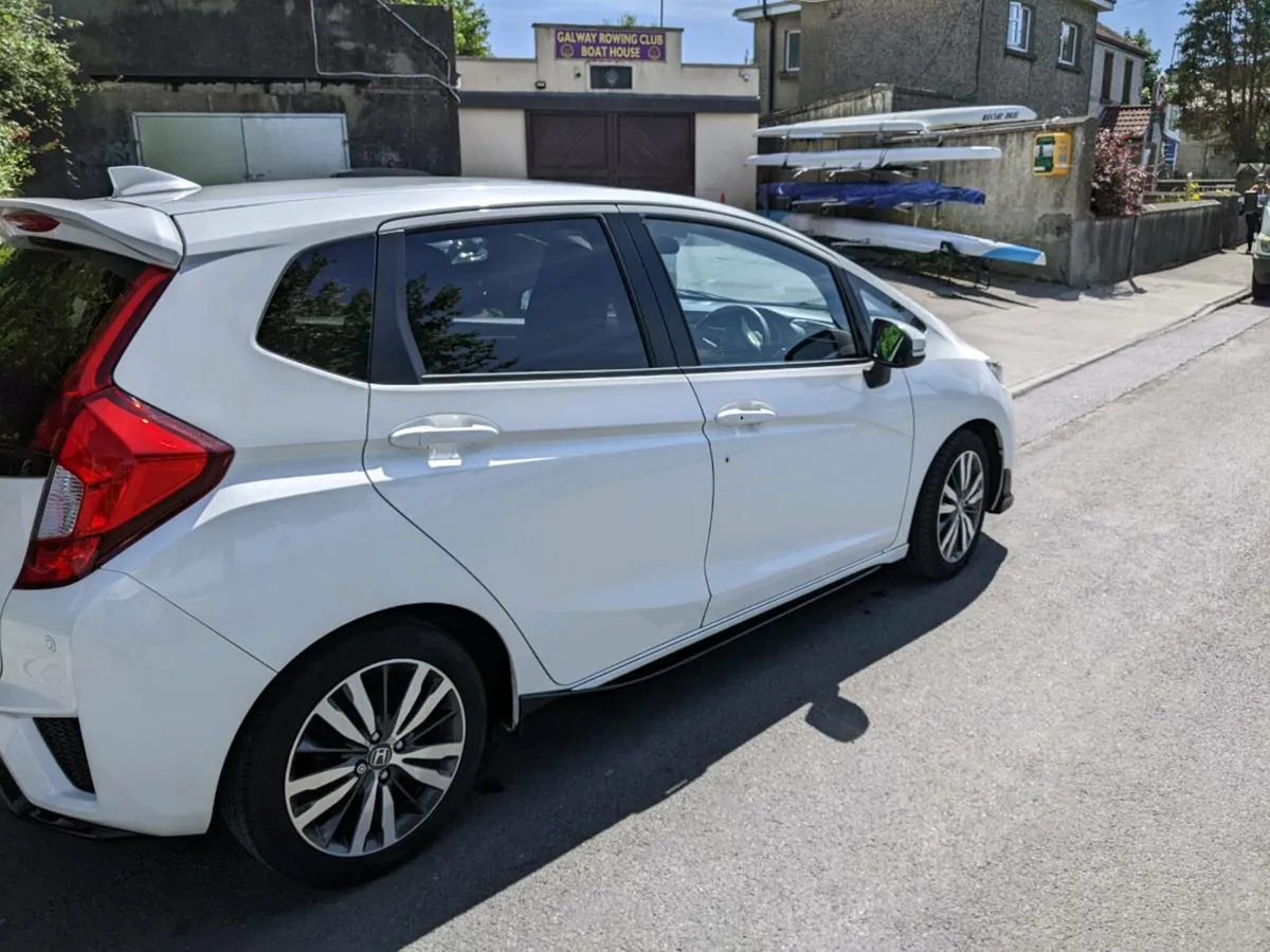 Immaculate Honda Jazz Executive 45,670mls - Image 4