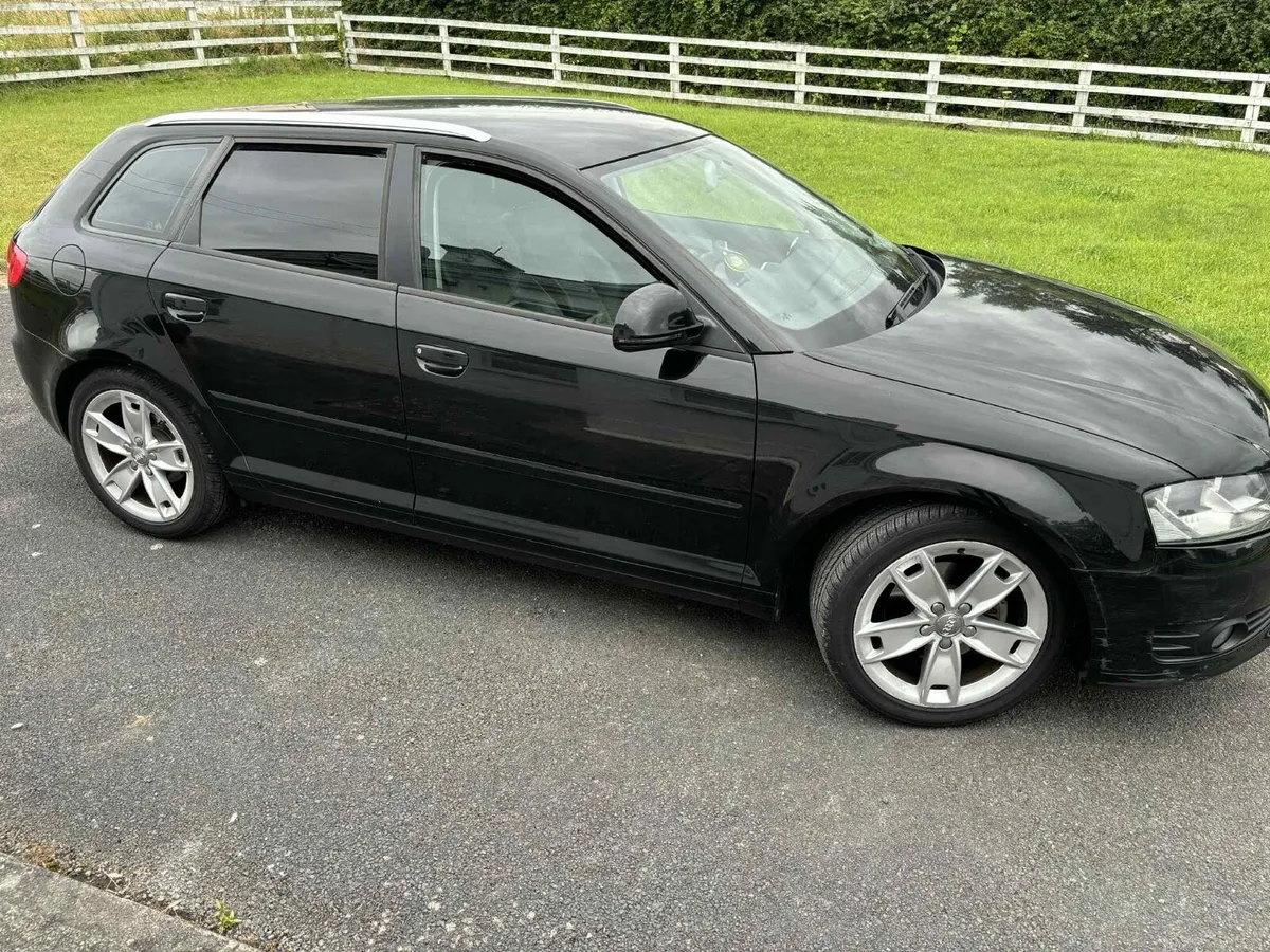 *LOW MILEAGE* Audi A3 SLINE 1.4TFSI Automatic - Image 2
