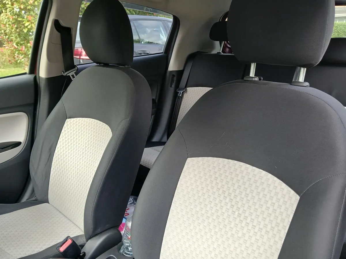 Mitsubishi Mirage 2016 Automatic - Image 3
