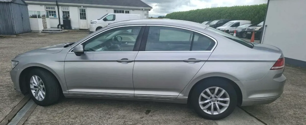 VOLKSWAGEN PASSAT 2.0 TDI DIESEL - Image 2