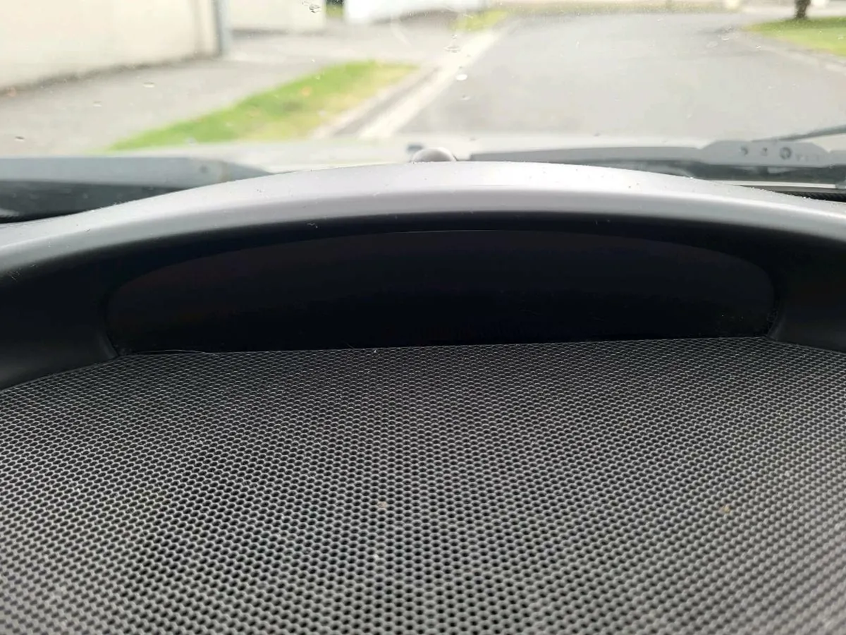 Saab - Image 3