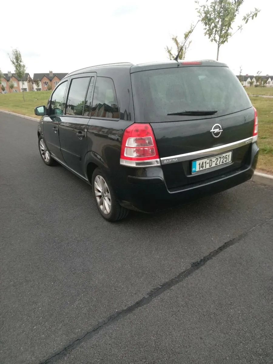 141 Opel Zafira - Image 2