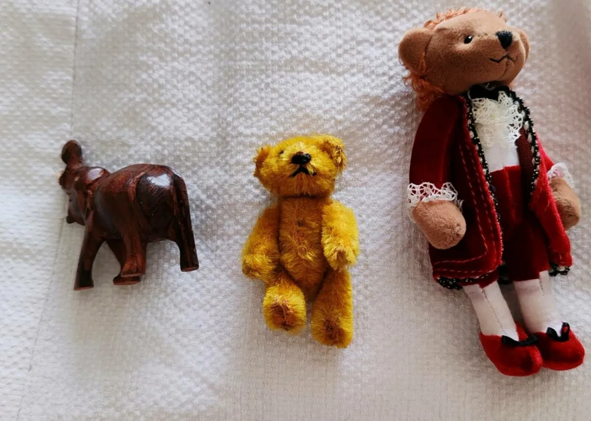2 vintage Teddy bears and elephant - Image 2