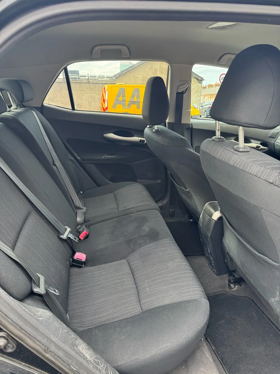 Selling car - Image 2