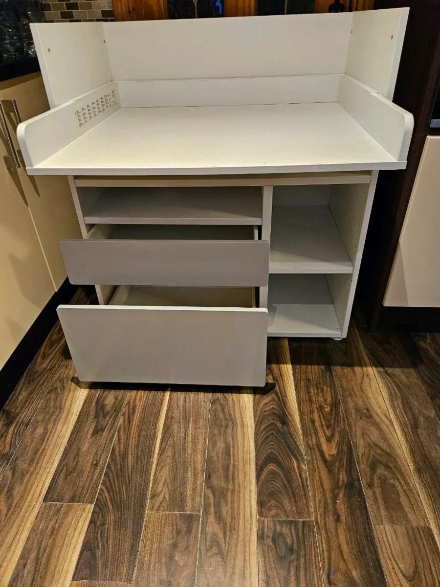 Ikea Smastad Changing table - Image 2