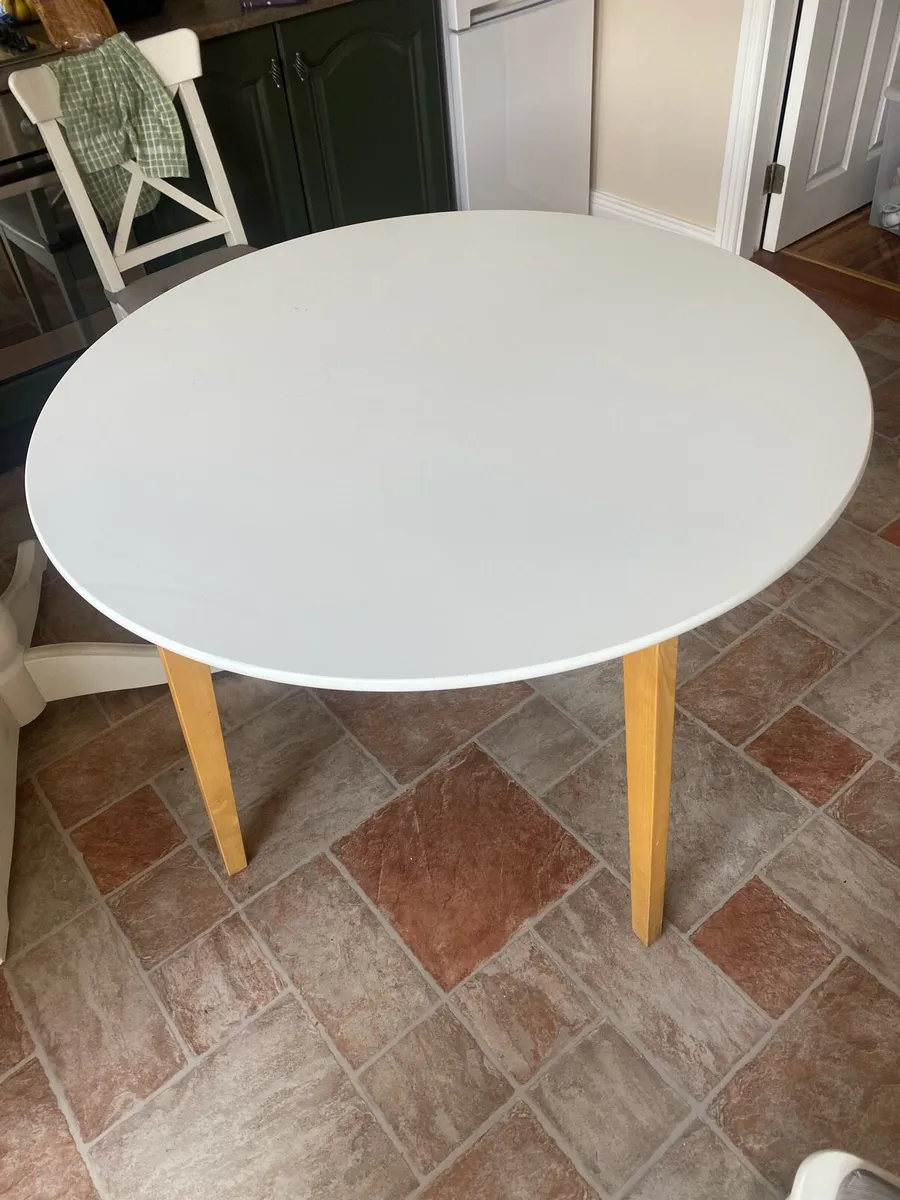 Kitchen Table - Image 1