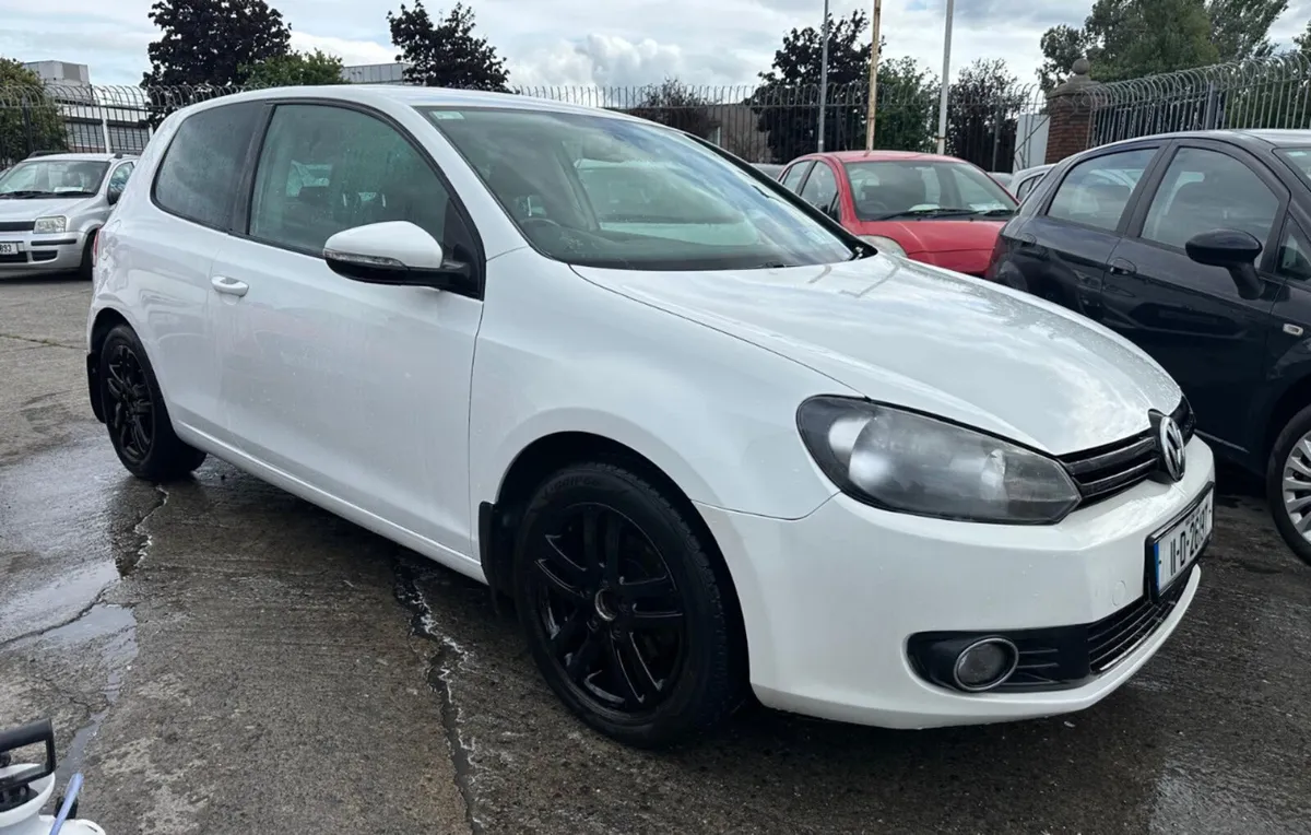 Volkswagen Golf 2011/ deposit taken - Image 2