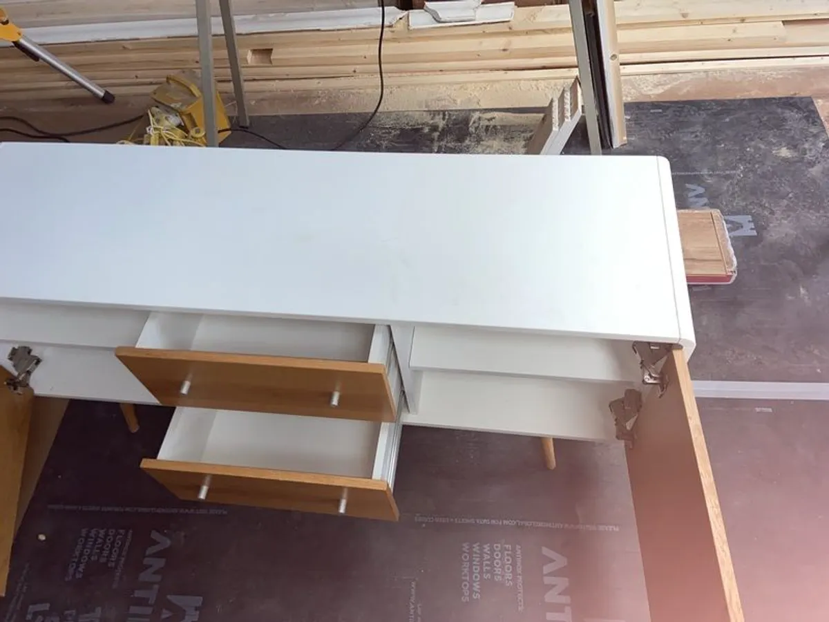 sideboard - Image 3