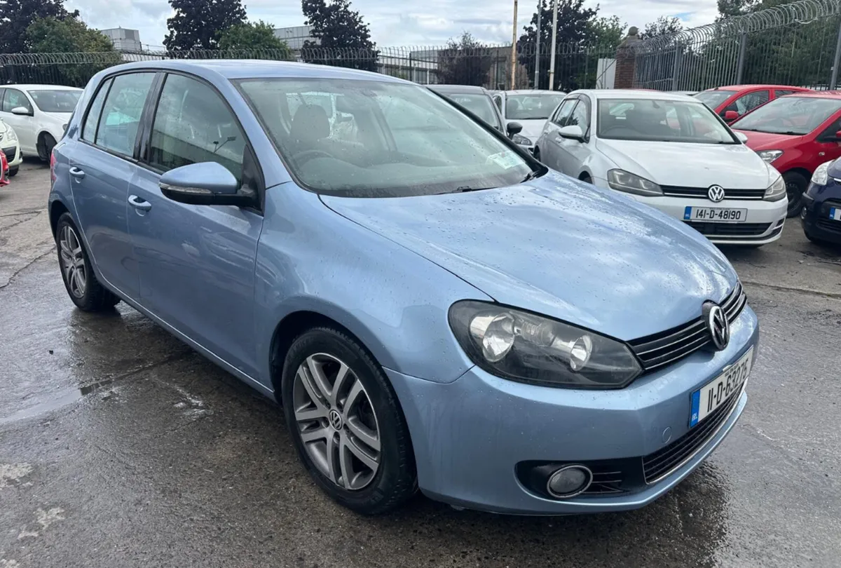 Volkswagen Golf 2011 Automatic/ New Nct / warranty - Image 1