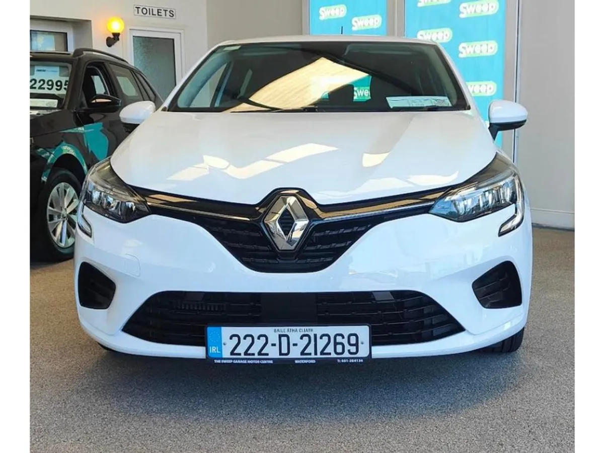 Renault Clio Iconic Edition Naeb TCE 9 90 MOD - Image 2