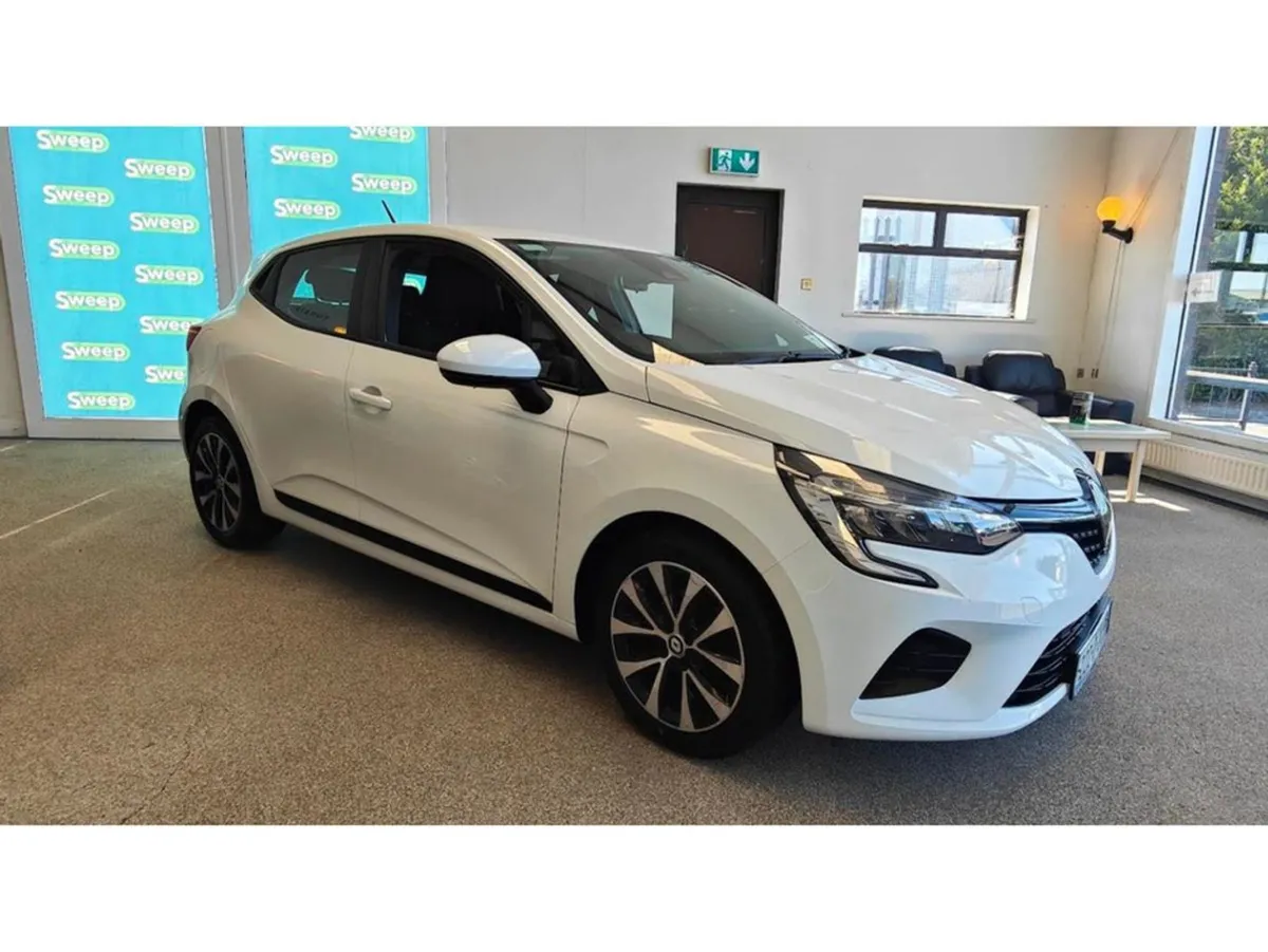 Renault Clio Iconic Edition Naeb TCE 9 90 MOD - Image 3