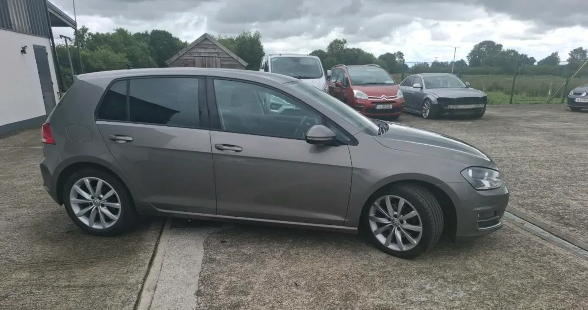 VOLKSWAGEN GOLF HI LINE  1.6 TDI DIESEL - Image 2