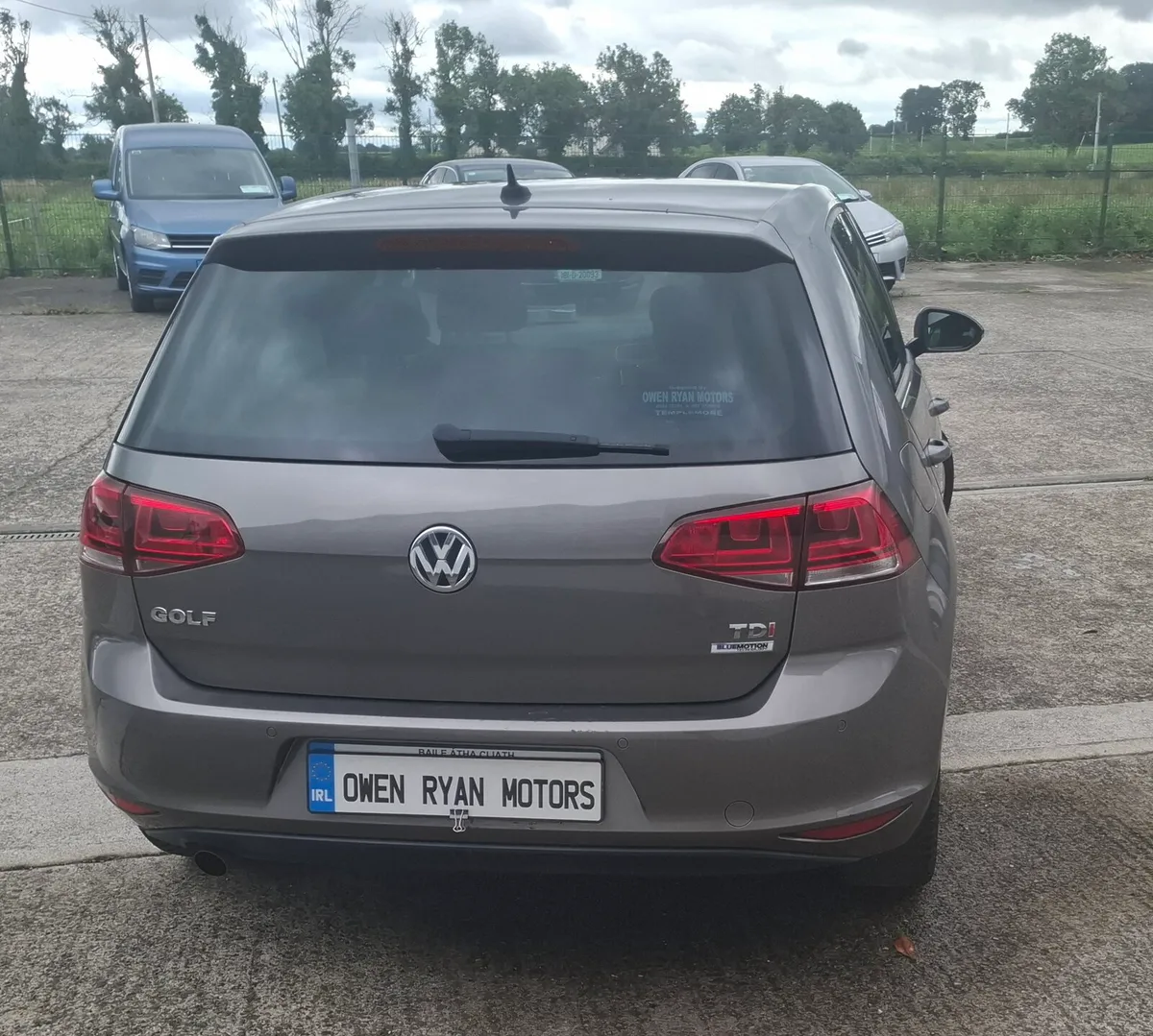 VOLKSWAGEN GOLF HI LINE  1.6 TDI DIESEL - Image 4