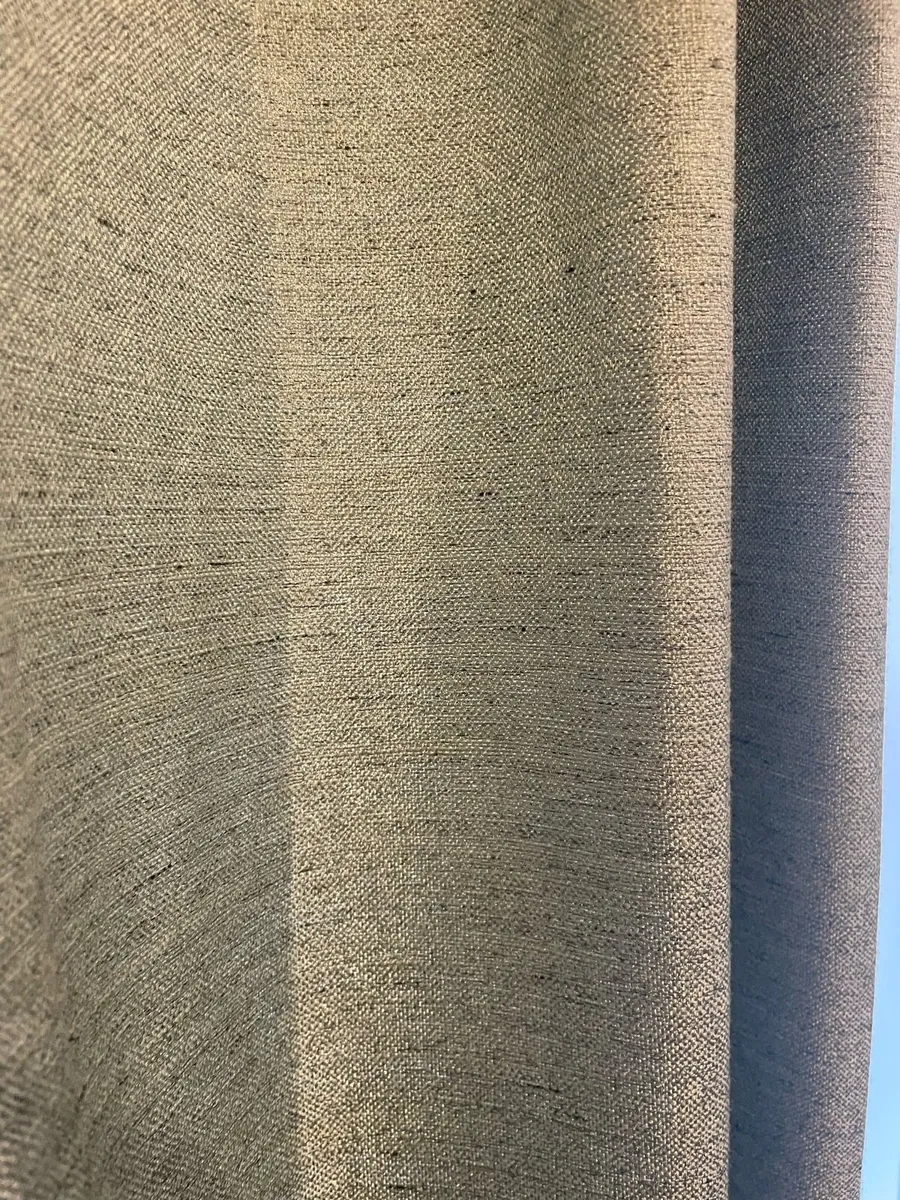 Curtains - Image 2