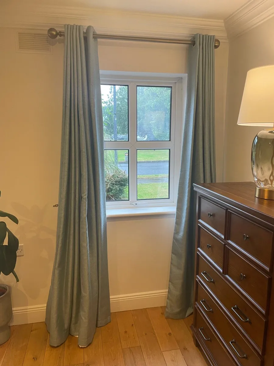 Curtains - Image 1