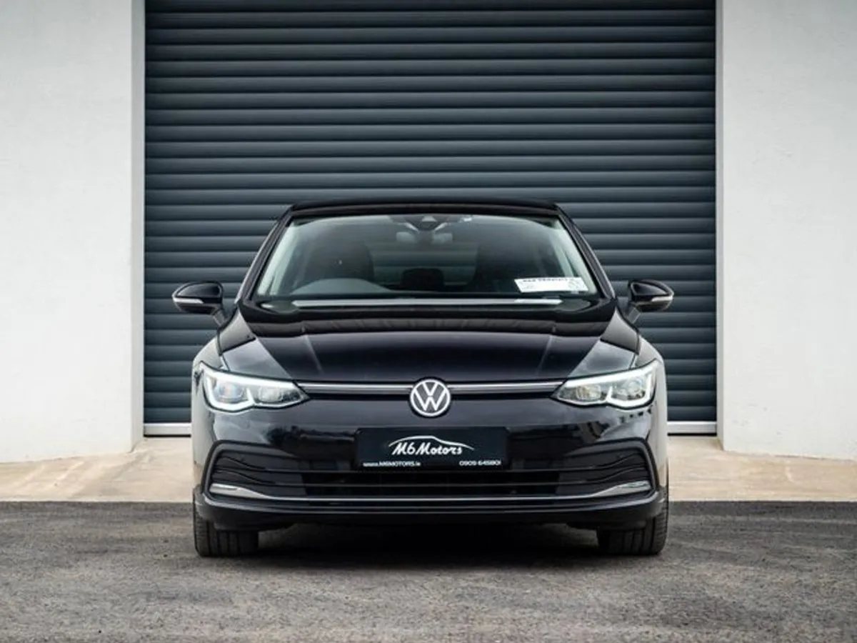 Volkswagen Golf Style 2.0 TDI 115HP 5DR - Image 2