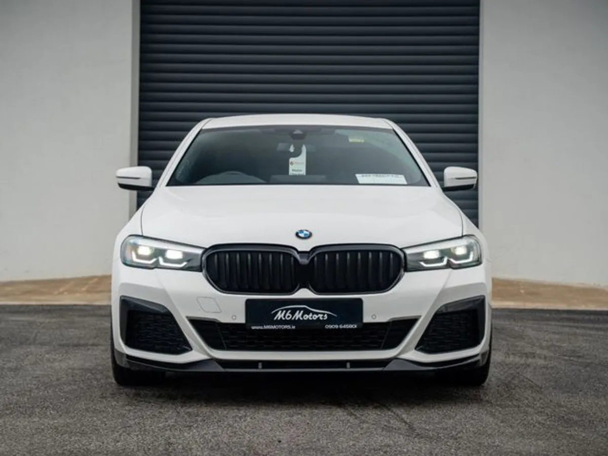 BMW 5 Series 520D M Sport - Image 3
