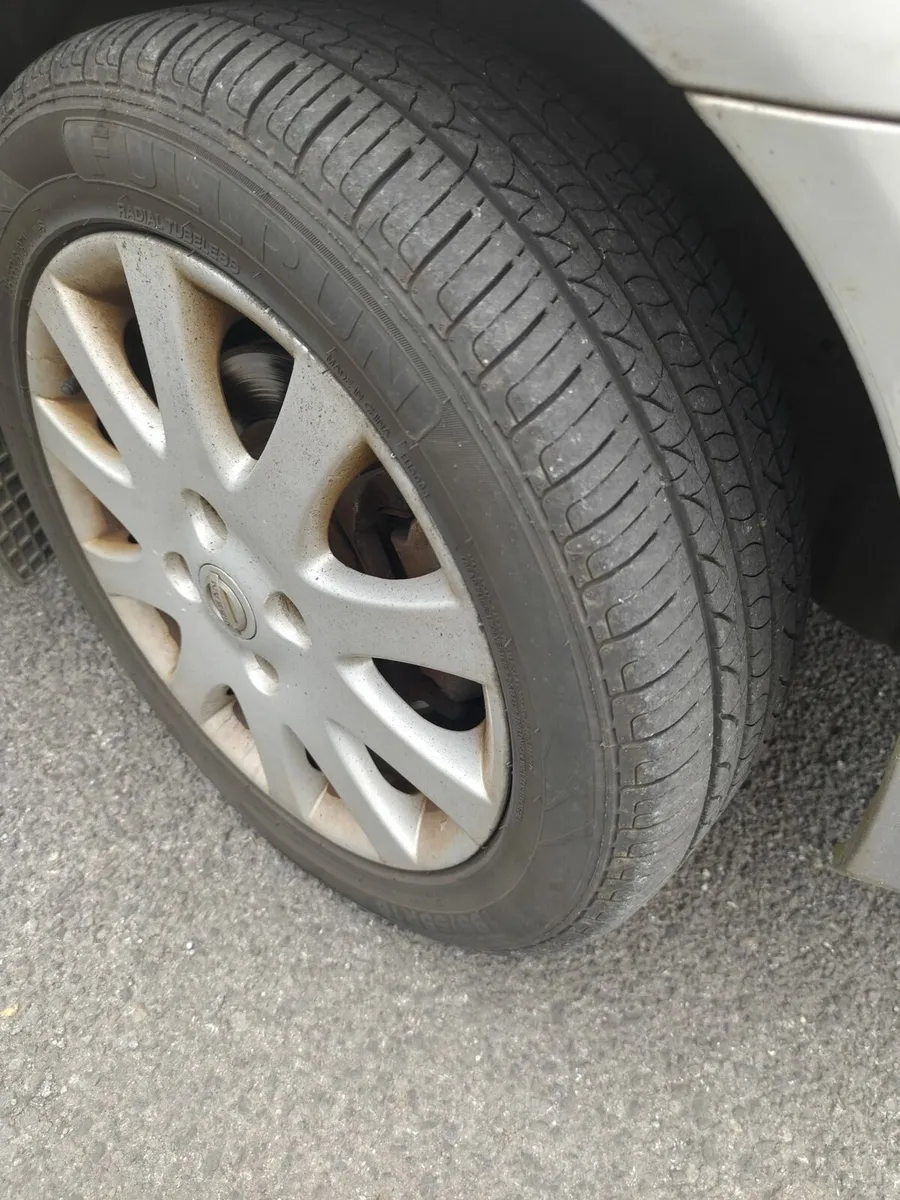Nissan Almera 2007 - Image 2