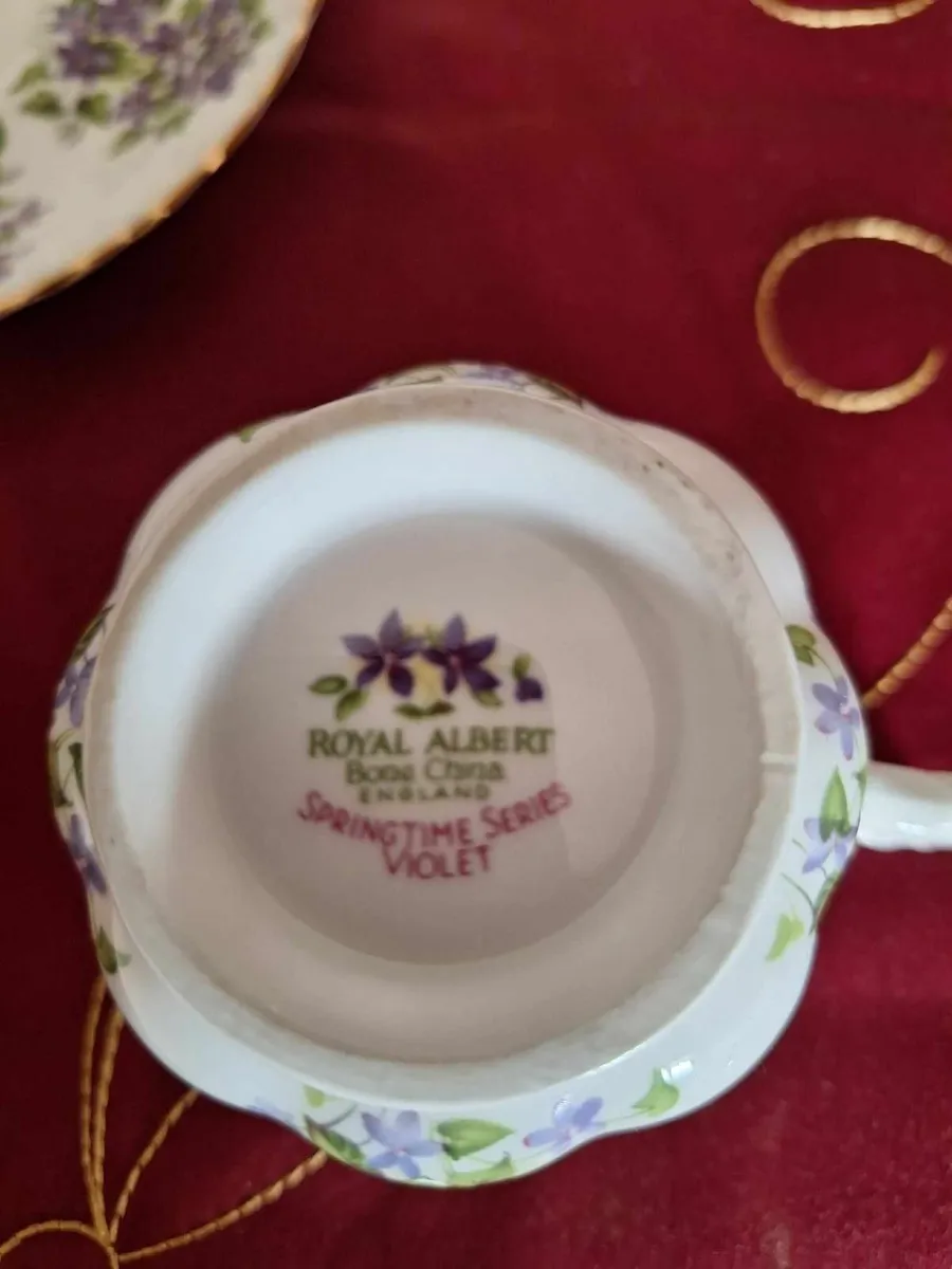 Royal Albert Bone China Tea Set - Image 2