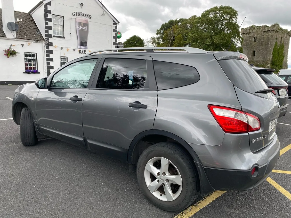 131 Nissan Qashqai +2 - Image 2