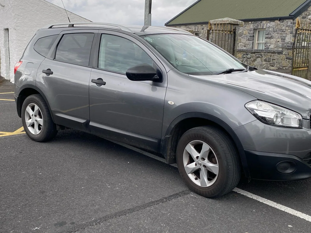 131 Nissan Qashqai +2 - Image 3