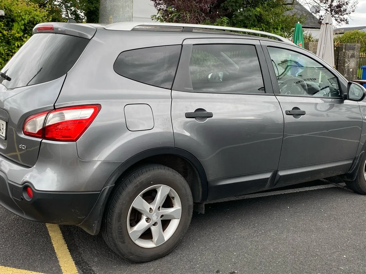 131 Nissan Qashqai +2 - Image 4
