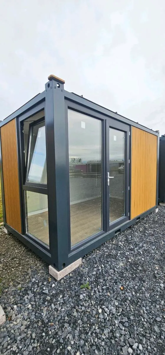 Garden office, airbnb , portable living - Image 1