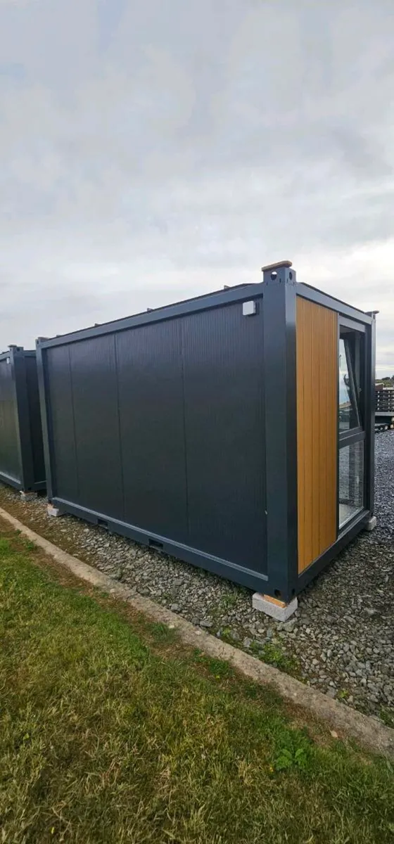 Garden office, airbnb , portable living - Image 3
