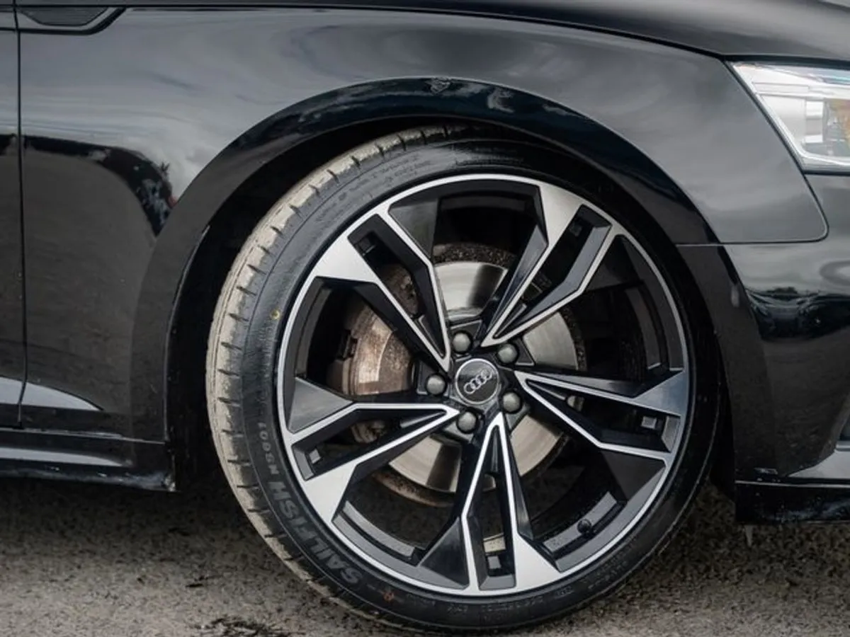 Audi A5 2.0 TDI Sport 190PS  black Edition Stylin - Image 2
