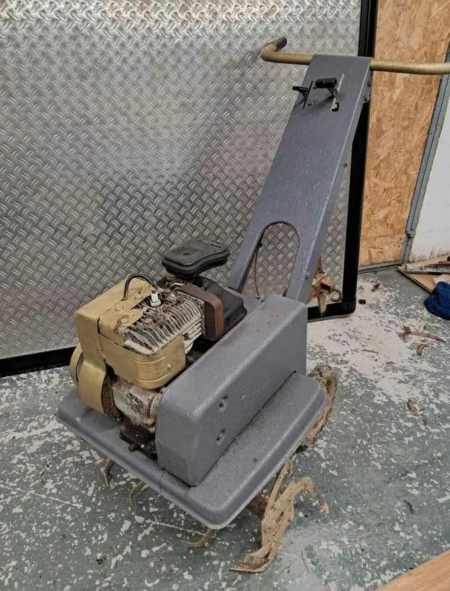 Vintage rotavator - Image 2