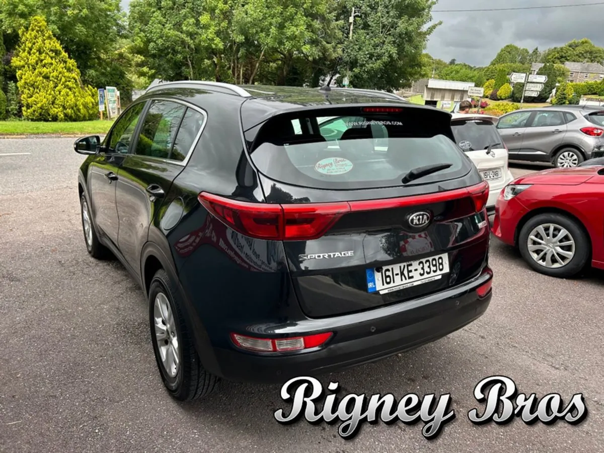Kia Sportage LX 5DR - Image 4