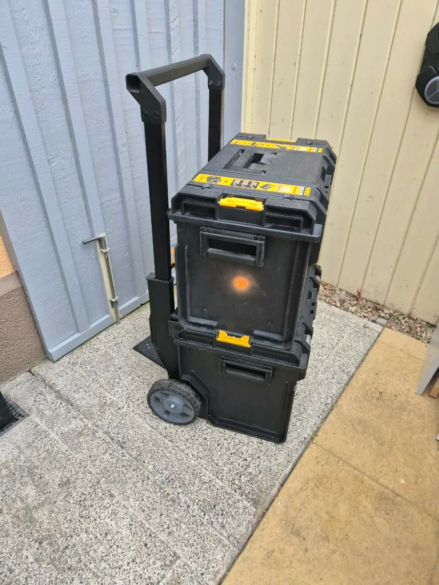 Dewalt tough tool storage system - Image 4